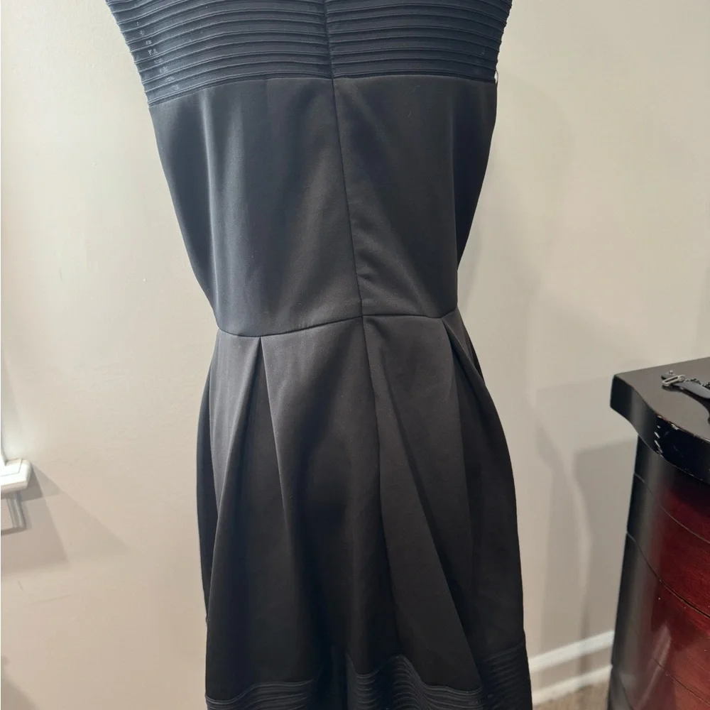 SD Collection Elegant Black Dress - Picture 2 of 8